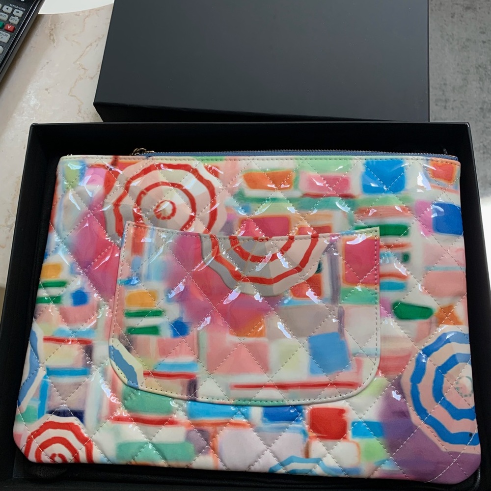 Chanel O Case Veau Verni Imprime - Picture 4 of 6